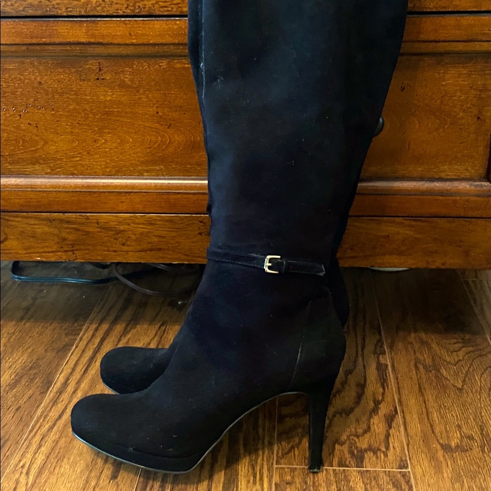 Knee- high Boots